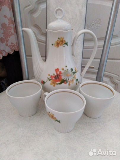 Кофейник и чашки (сделано в гдр)