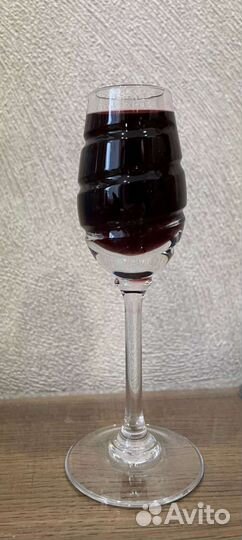 Набор хрустальных рюмок новый