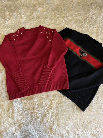 Набор свитеров