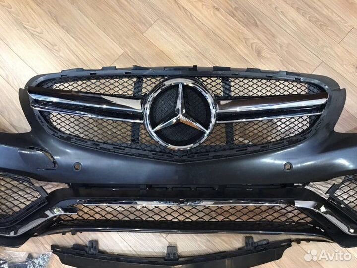 Передний бампер Mercedes C63 AMG + решетка W205