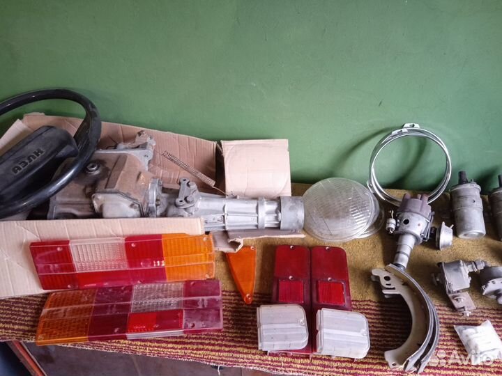 Запчасти на Москвич 412