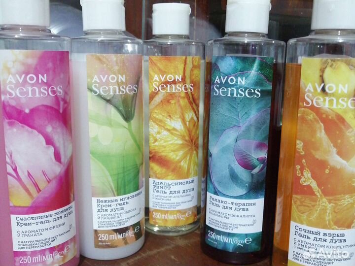 Гели для душа avon