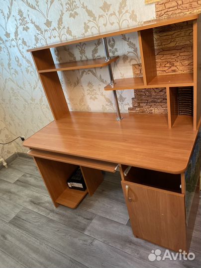 Компьютерный стол ширина 125