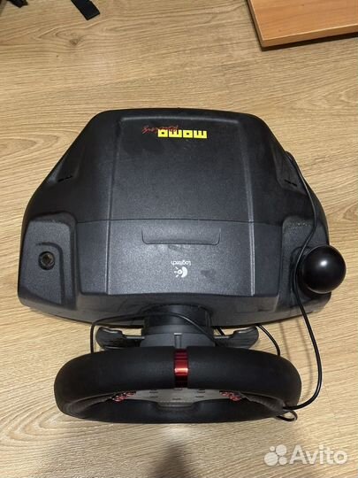 Руль logitech momo racing