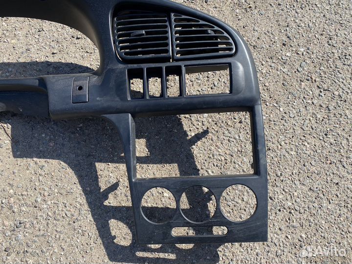 Накладка панели приборов Kis Spectra