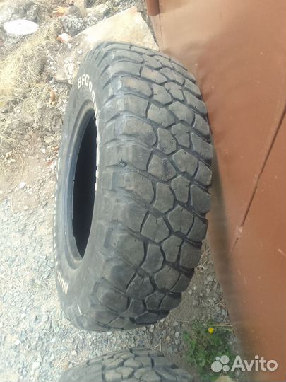 Bfgoodrich Mud-Terrain T/A 215/75 R15