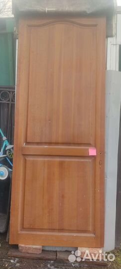 Дверь входная деревянная бу