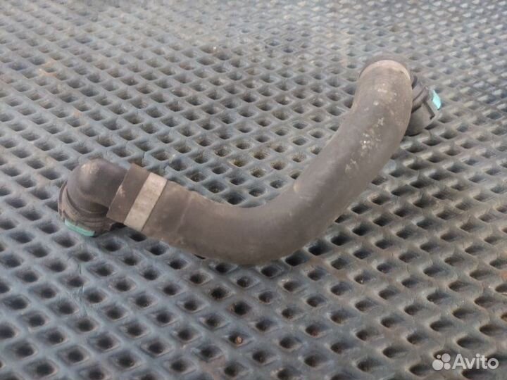 Патрубок отопителя Volvo Fh4 D13C 2013