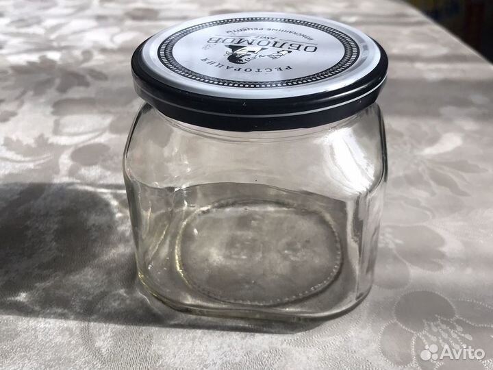 Банки с закручивающейся крышкой