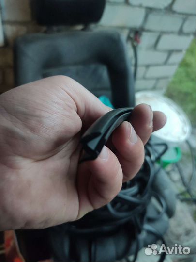 Уплотнитель лобового стекла ford (универсальный)