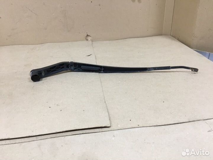 Поводок дворника левый Mazda 6 GH