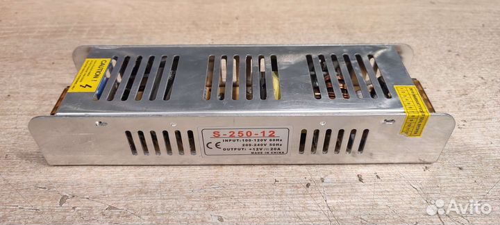 Преобразователь напряжения 220V на 12V 20A