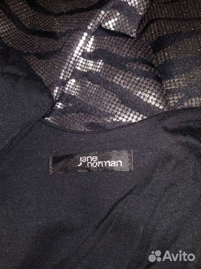 Платье вечернее