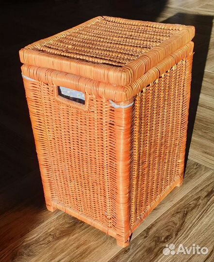 Корзина плетеная с крышкой