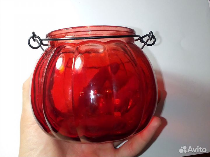 Подсвечник в форме тыквы