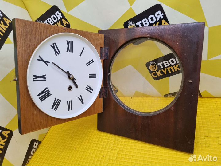 Часы настенные Янтарь СССР И.10194