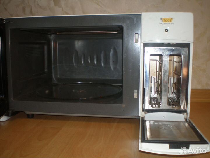 Микроволновка с тостером и грилем