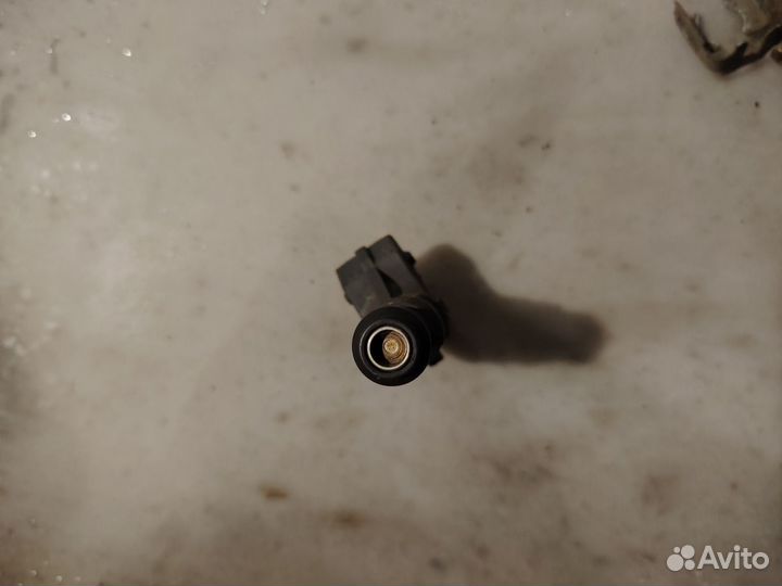 Форсунка топливная Bosch 0280156357 Peugeot 206