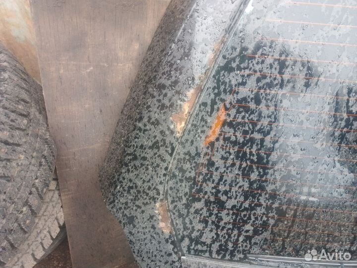 Дверь багажника subaru forester sg5