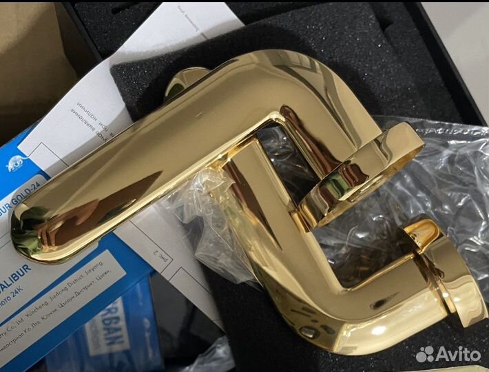 Дверные ручки