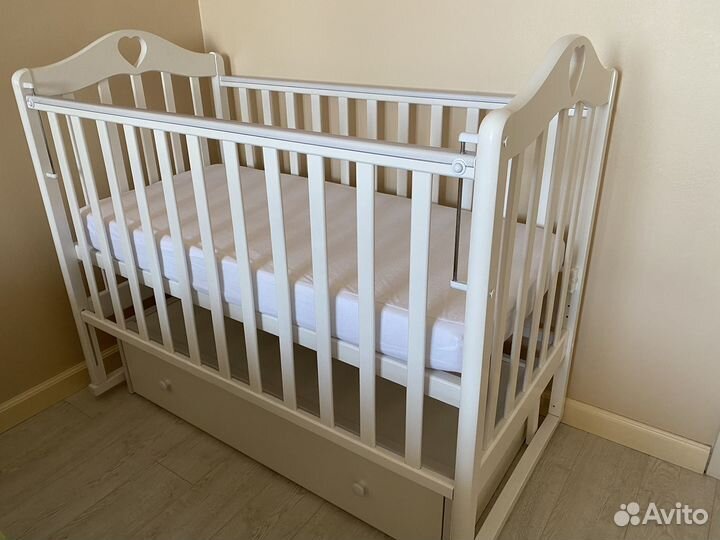 Кроватка детская