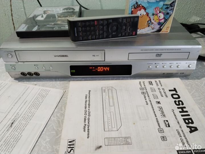 DVD/VHS магнитофон 