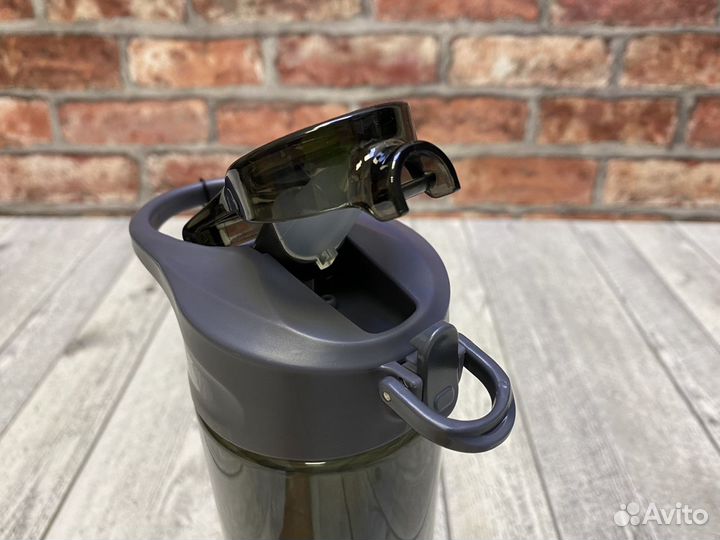 Бутылка для воды Be First 750 мл. - черн