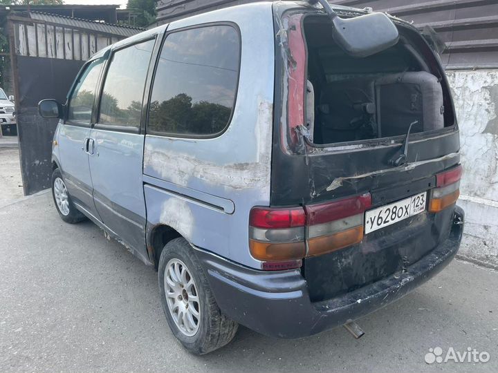 Разбор nissan serena c23