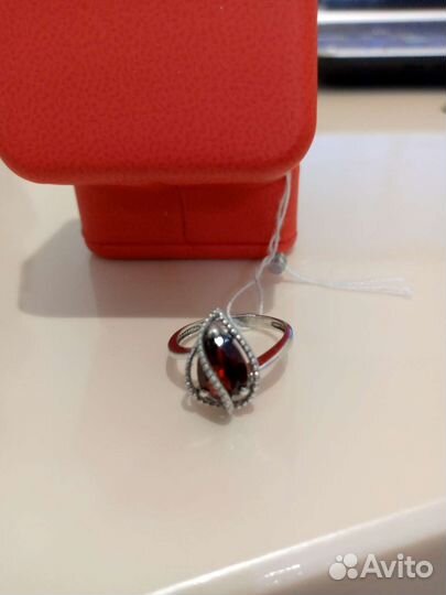 Серебряное кольцо
