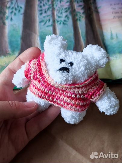 Вязаная игрушка мишка