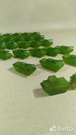 Игрушки танки. СССР