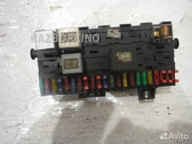 Блок предохранителей