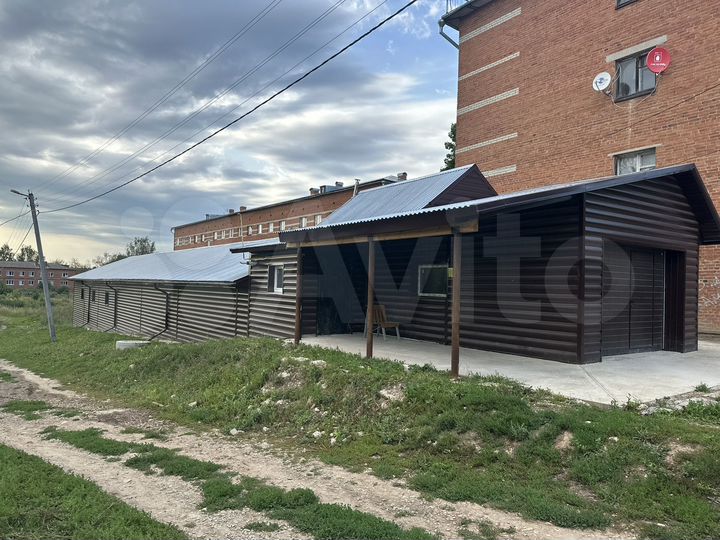 Здание, 600 м²