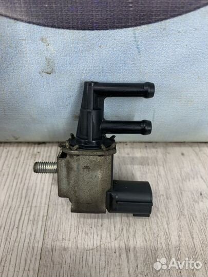 Клапан вакуумный Nissan note E11