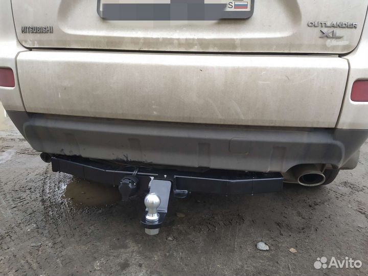 Фаркоп на Mitsubishi Outlander XL 2007-2012
