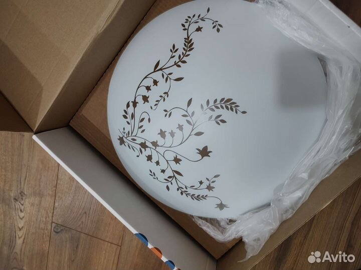 Светильник потолочный