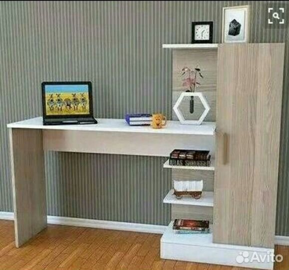 Письменный стол