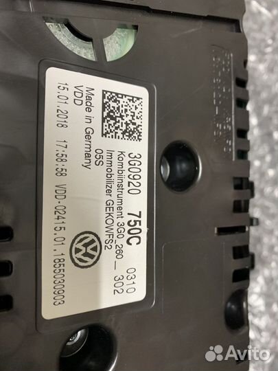 Щиток приборов Фольксваген Б 8 2018 год