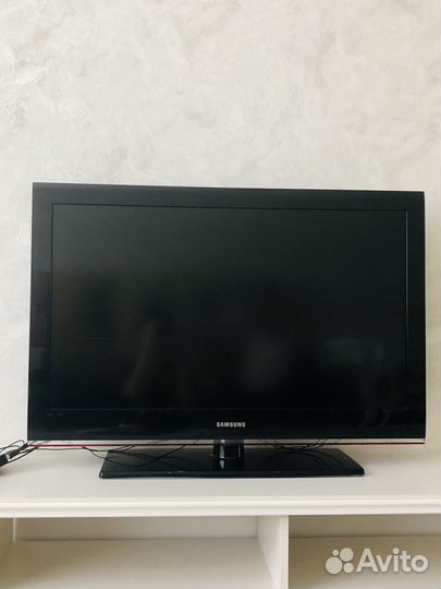 Телевизор samsung