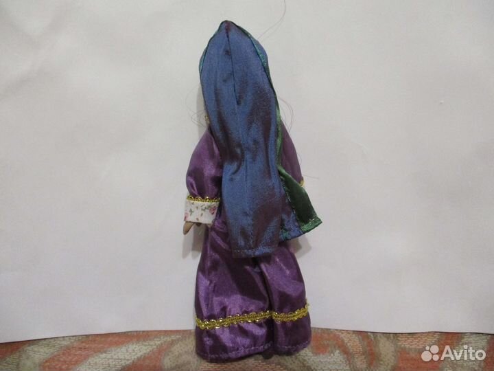 Кукла фарфоровая коллекция Бурда