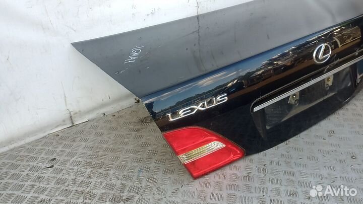 Крышка багажника Lexus LS430