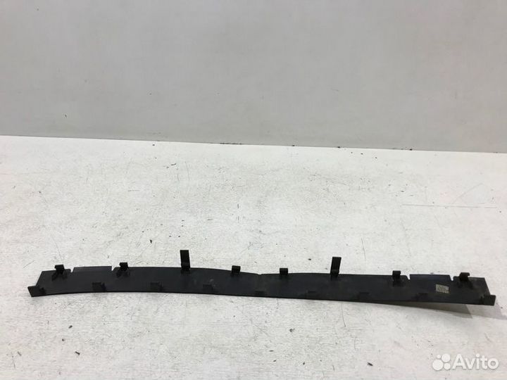 Накладка усилителя передняя Audi Q3 8U 2012-2016