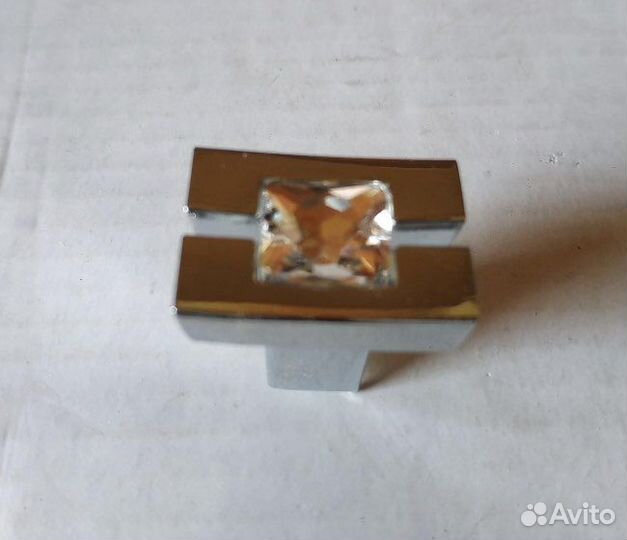 Мебельные ручки с кристаллами