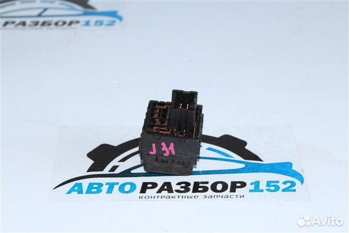 Кнопка регулировки зеркал Nissan Teana J31 VQ23DE