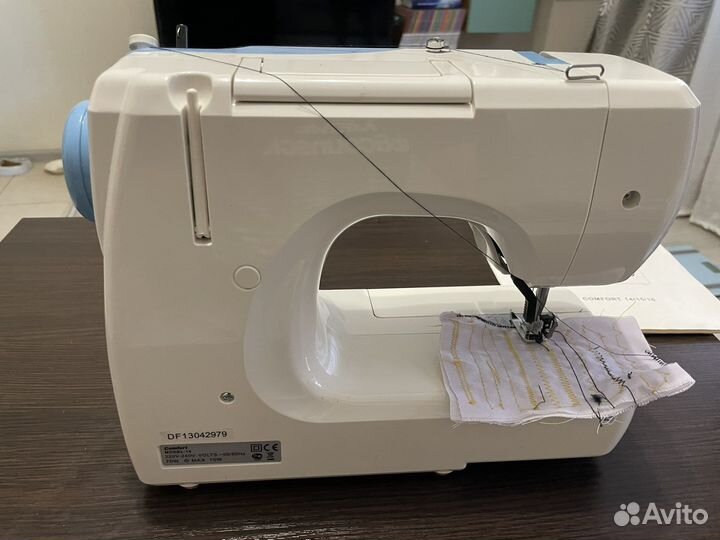 Швейная машинка comfort 15