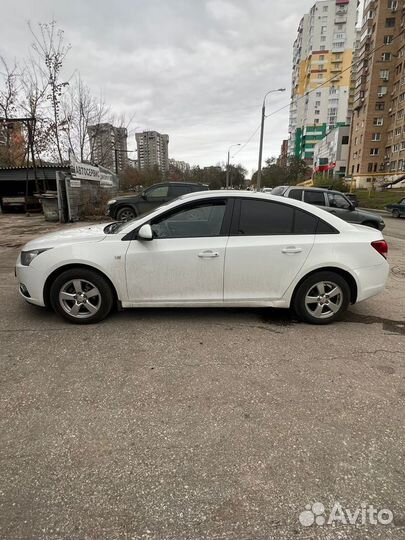 Chevrolet Cruze 1.8 AT, 2012, 206 000 км