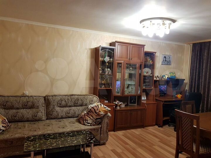 2-к. квартира, 47 м², 1/5 эт.