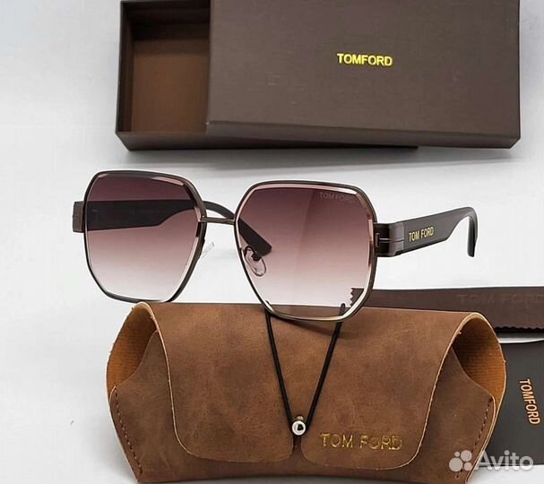 Солнцезащитные очки Tom Ford