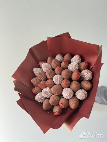 Букет из клубники в шоколаде 