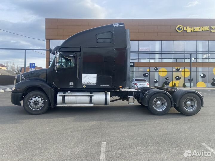 Freightliner Columbia, 2004